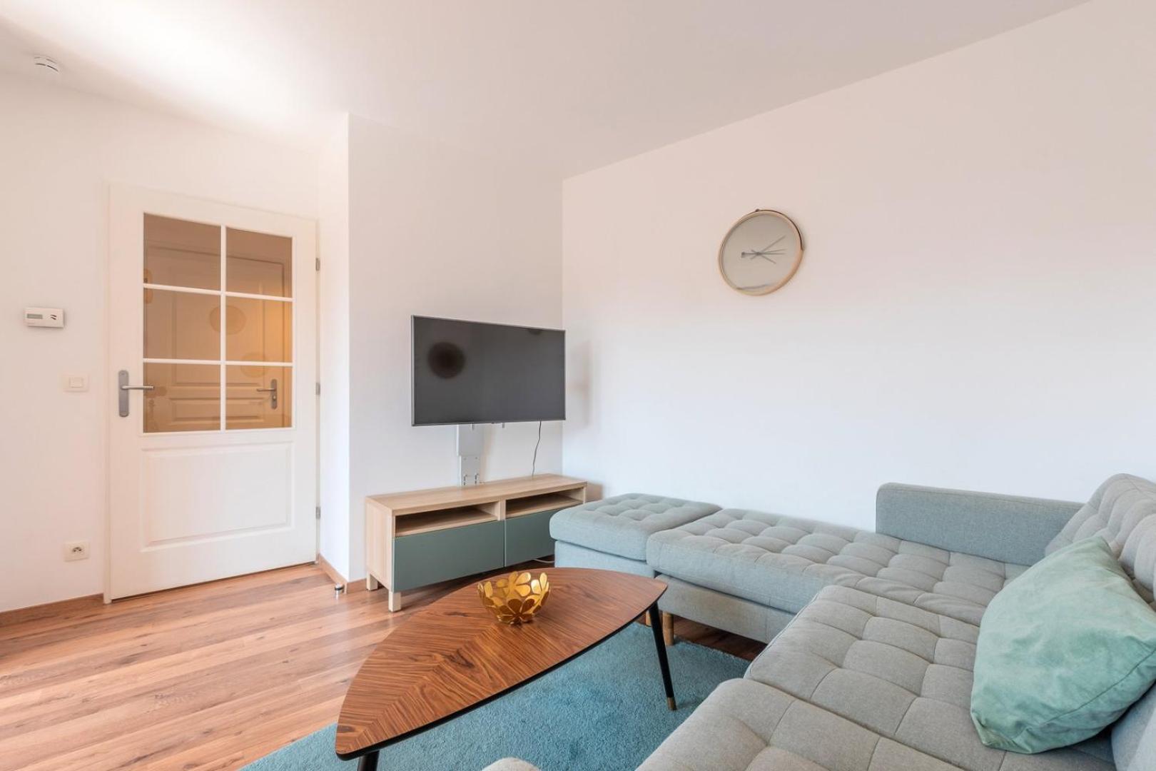 Quiet 1 Bedroom Apartment Parking Old ليل المظهر الخارجي الصورة